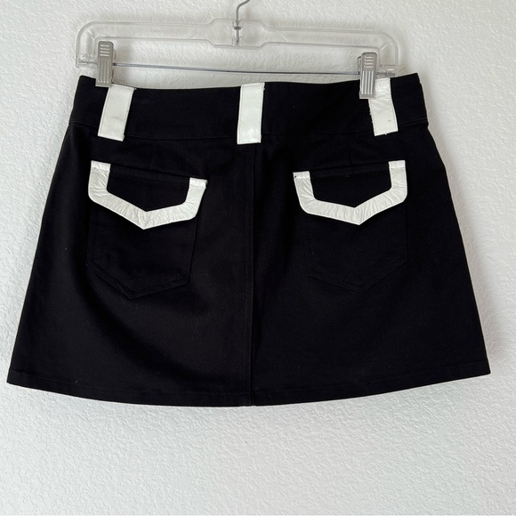 Alice + Olivia Black Mini Skirt Size 8 - Picture 4 of 8